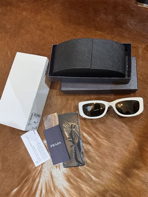 prada sunglasses pr14ys|Prada PR 14YS L (53 .